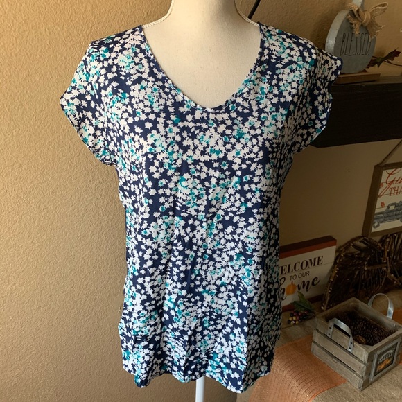 Ann Taylor Tops - Ann Taylor Navy Blue Floral ShortSleeve Blouse L